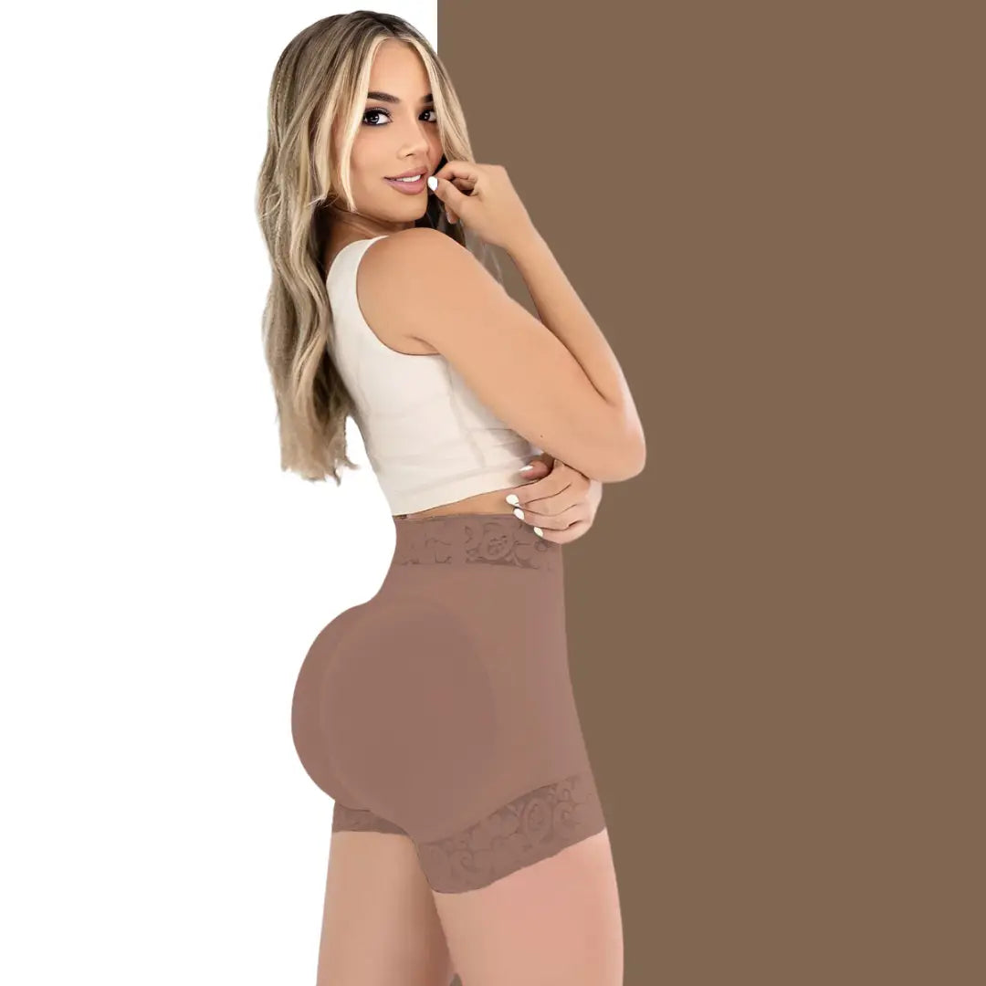 Short Faja Levanta Cola CurvyFit®
